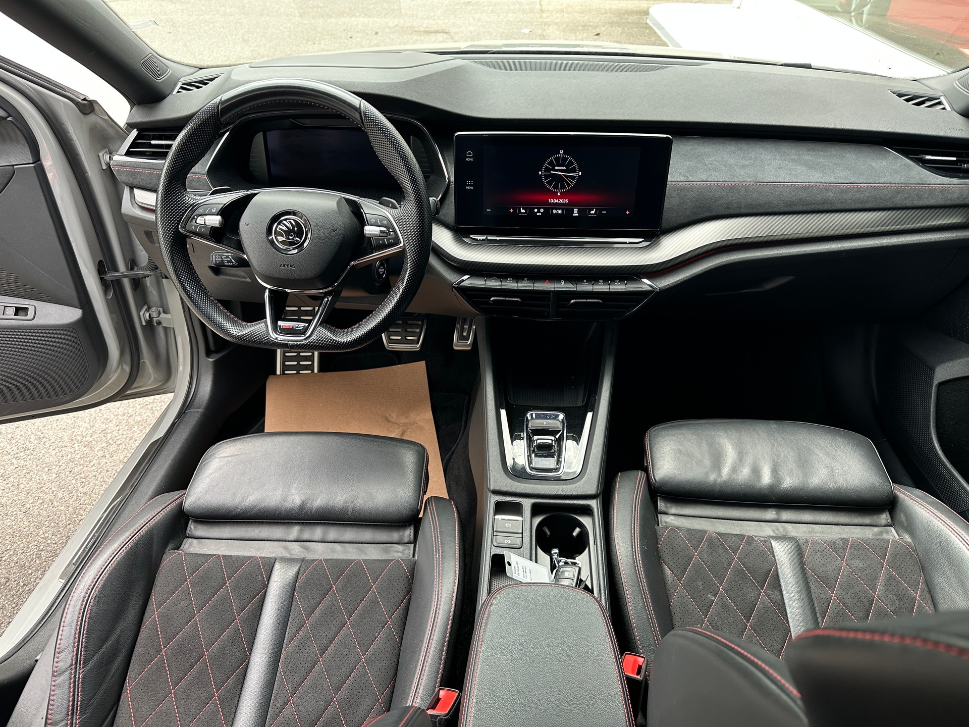 SKODA Octavia Combi 2.0 TSI DSG RS-image-7