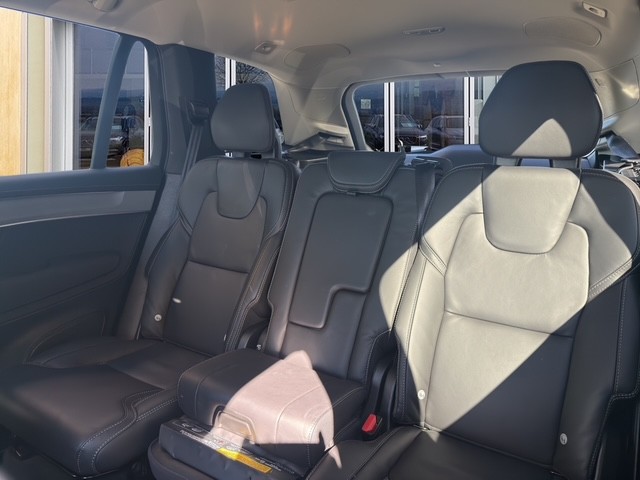 VOLVO XC90 2.0 B5 MH Plus Bright AWD-image-9