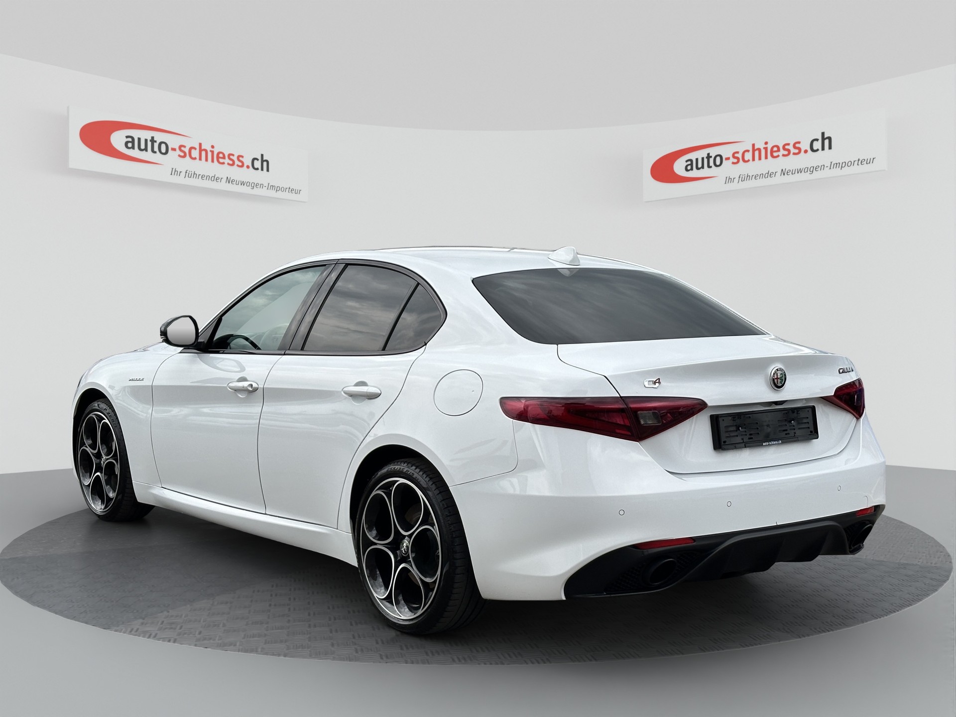 ALFA ROMEO Giulia 2.0 Veloce Q4-image-2