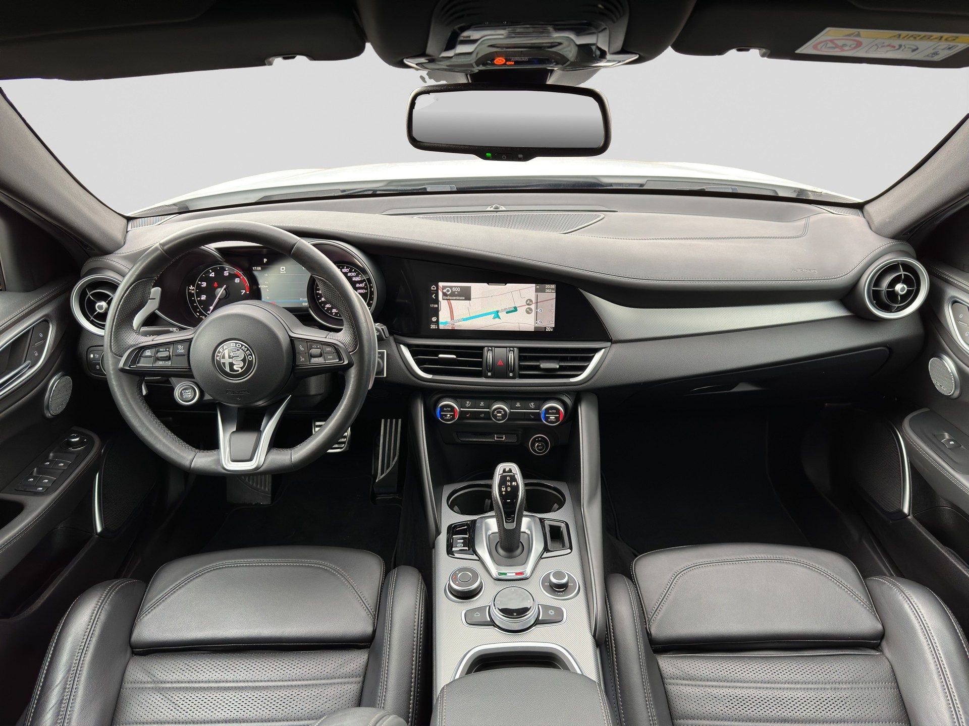 ALFA ROMEO Giulia 2.0 Veloce Q4-image-15