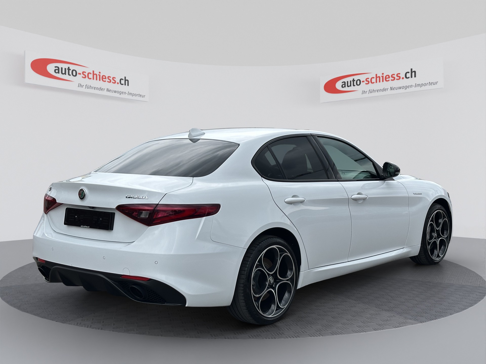 ALFA ROMEO Giulia 2.0 Veloce Q4-image-4