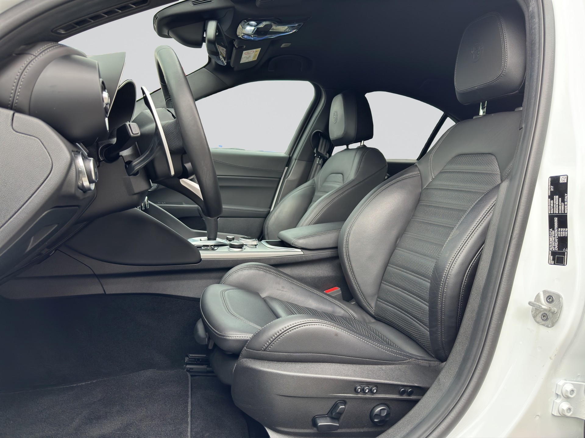 ALFA ROMEO Giulia 2.0 Veloce Q4-image-5