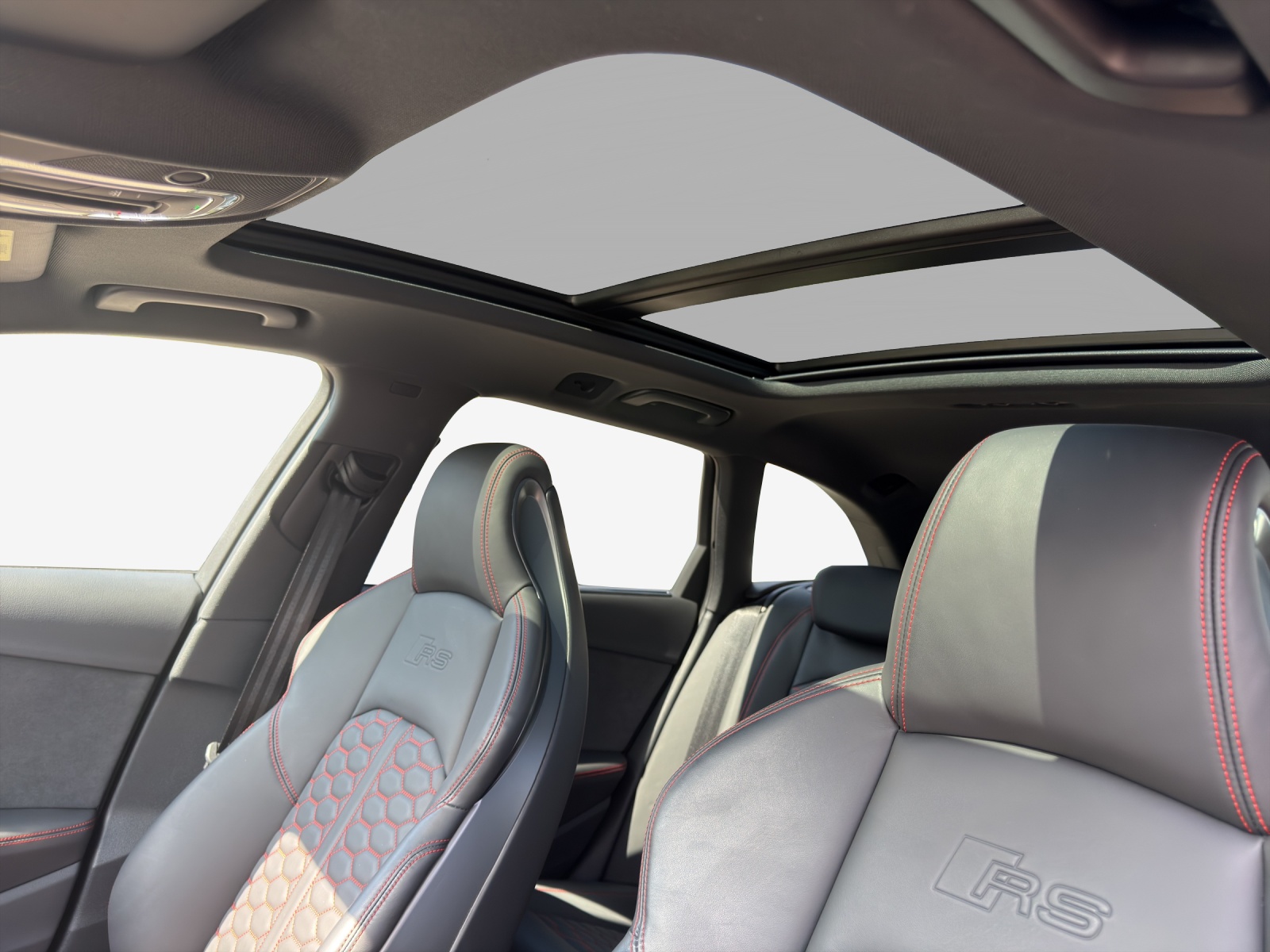 AUDI RS4 Avant quattro tiptronic-image-14