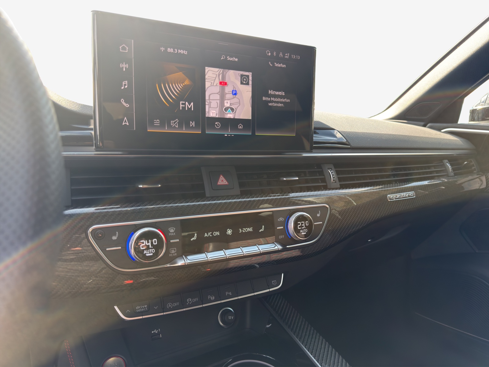 AUDI RS4 Avant quattro tiptronic-image-10