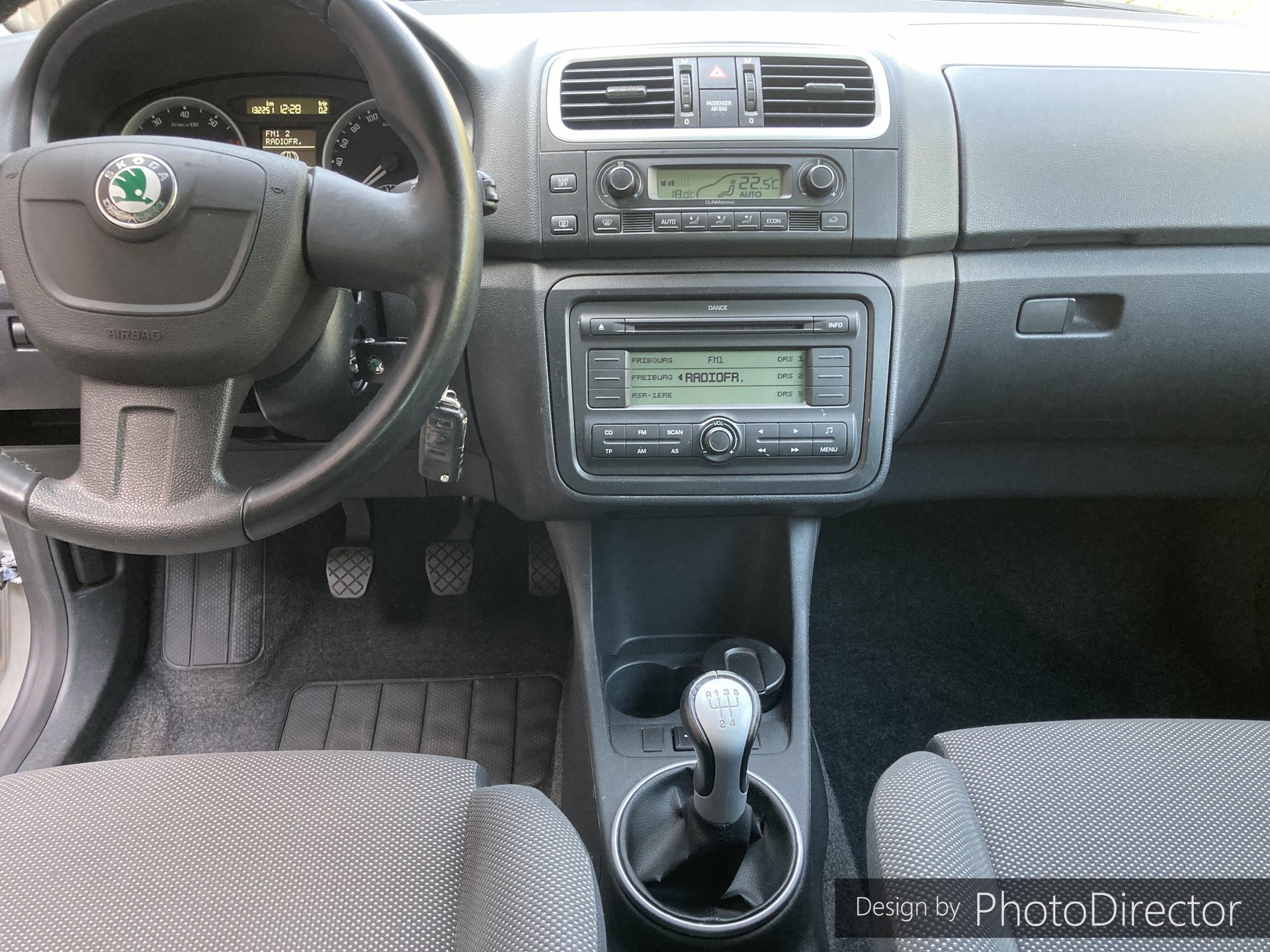 SKODA Fabia 1.4 Smile-image-4