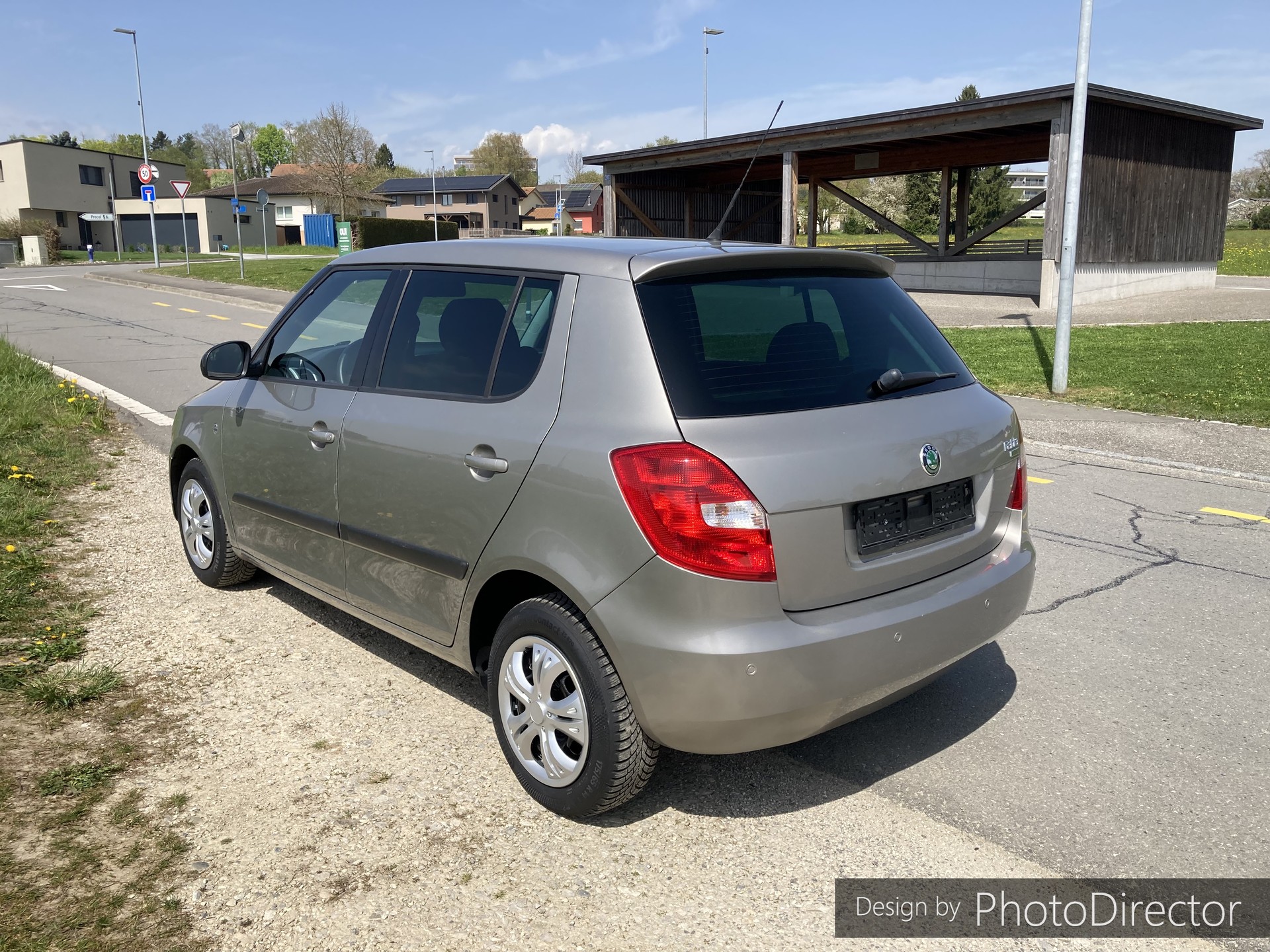 SKODA Fabia 1.4 Smile-image-13