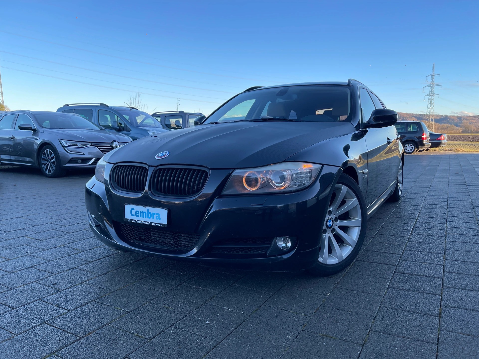 BMW 330d xDrive Touring Steptronic-image-0
