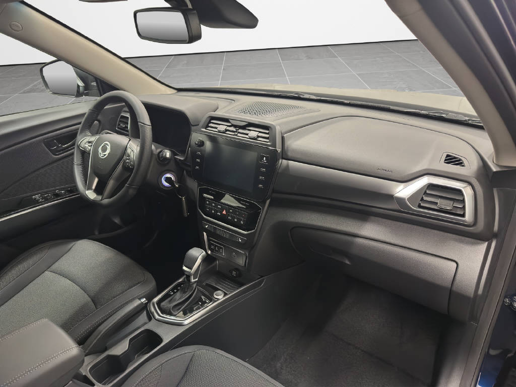 KGM-SsangYong Tivoli 1.5 T-Gdi Bronze 4WD-image-8