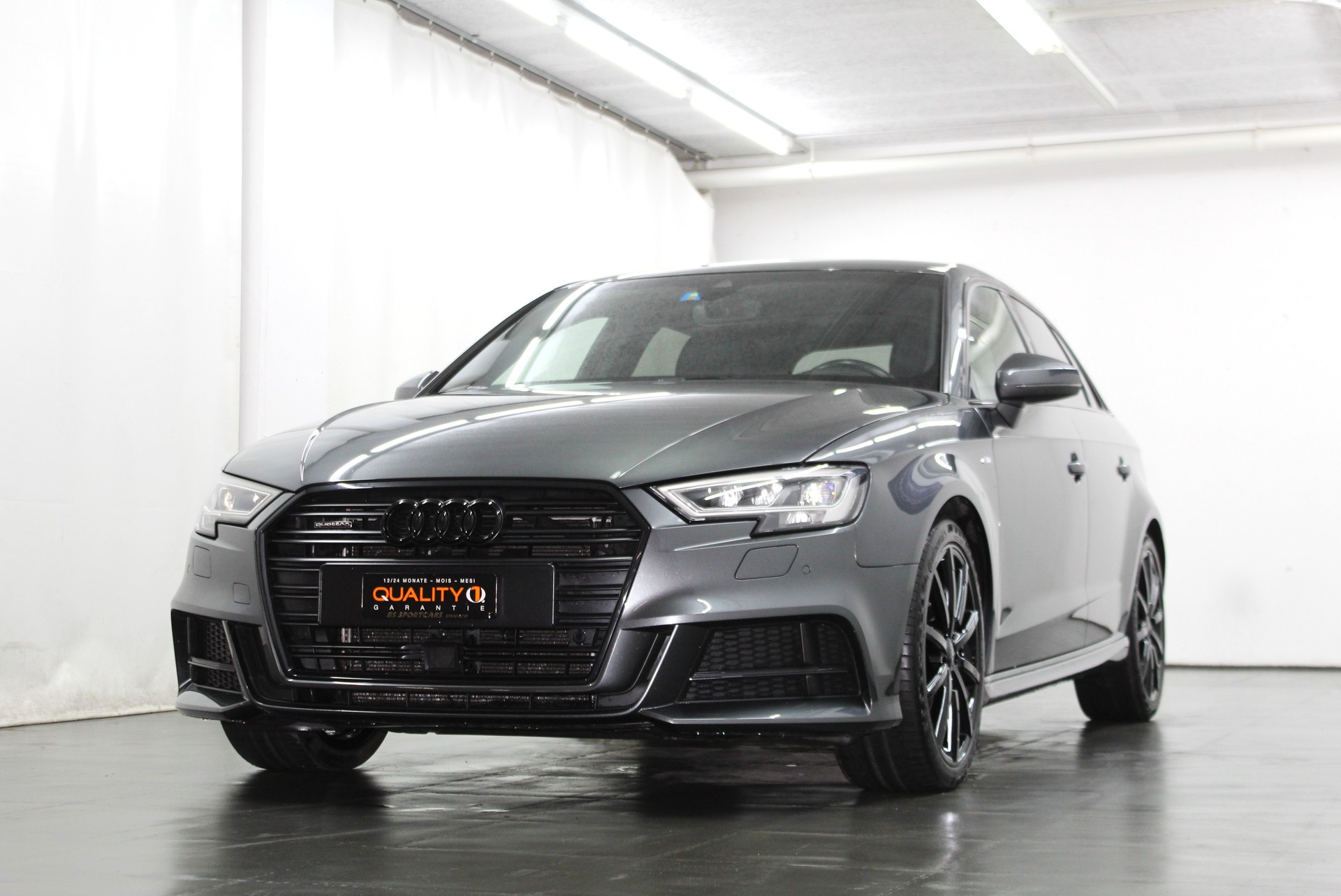 AUDI A3 Sportback 40 TFSI Sport quattro S-tronic S line Sportpaket / CH-Fahrzeug-image-3