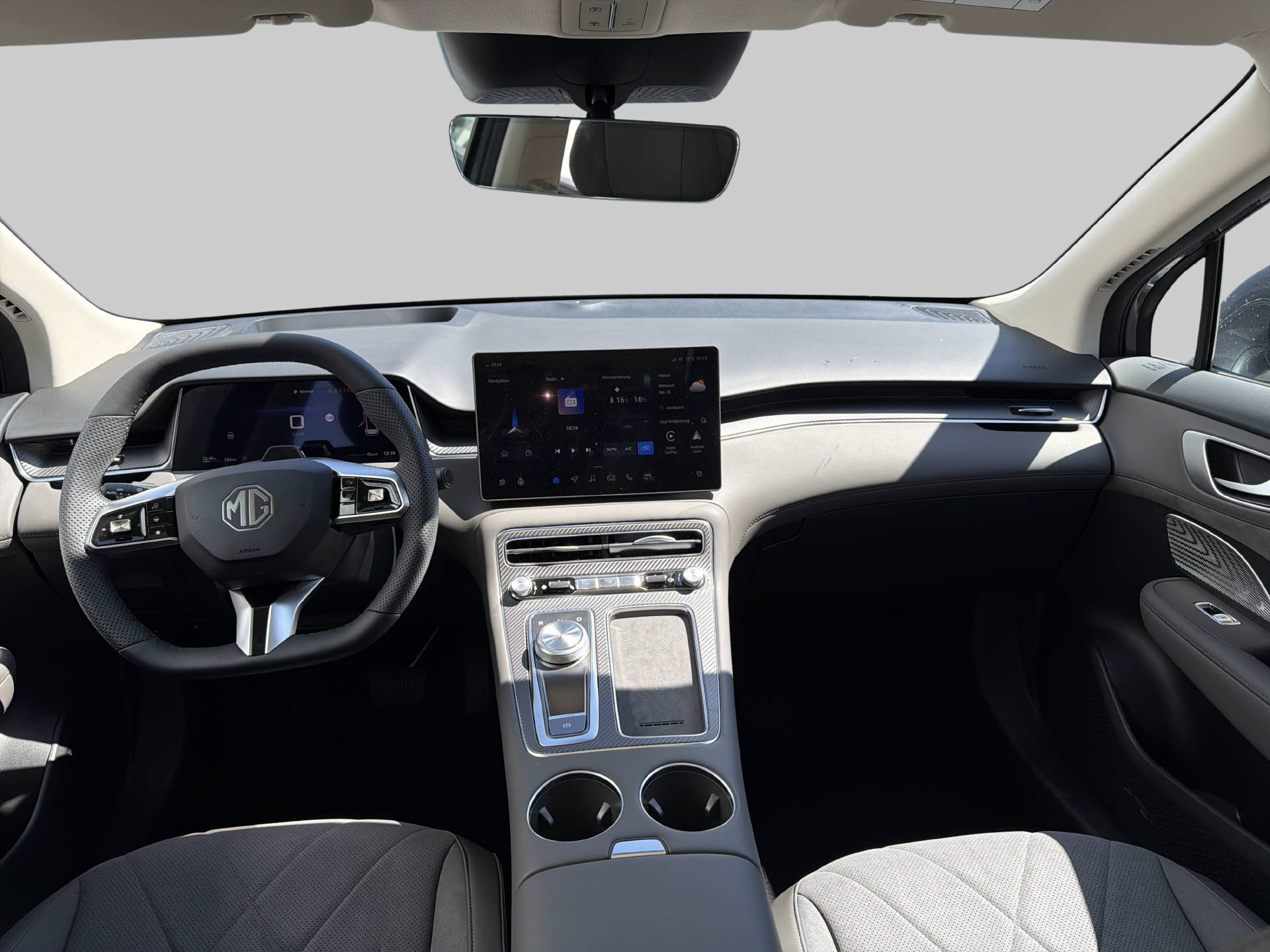 MG S6 EV 77 kWh Luxury 4WD-image-4