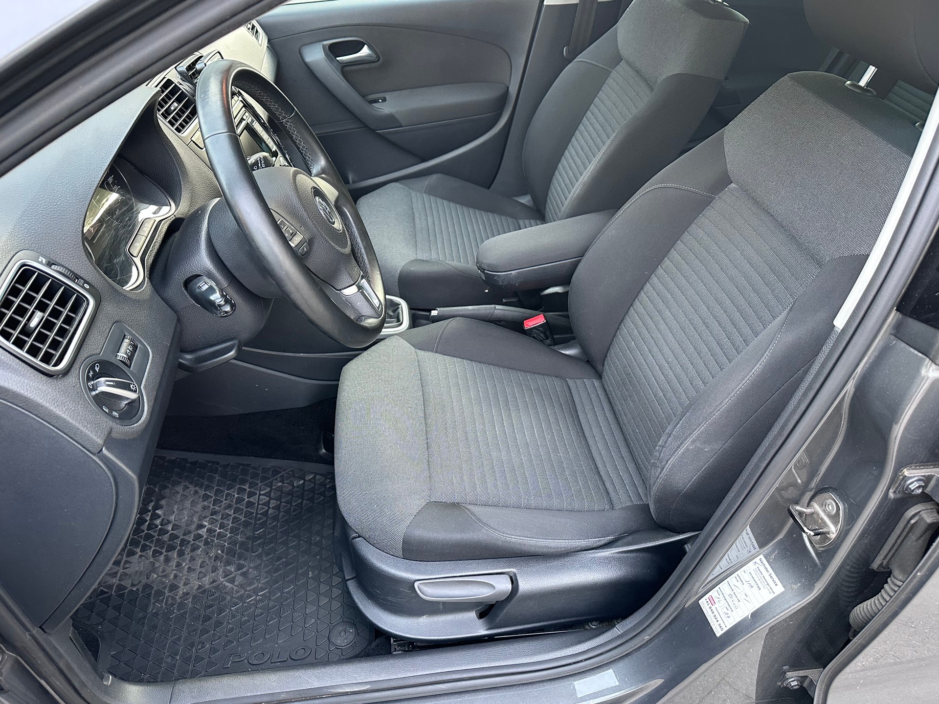 VW Polo 1.2 TSI Comfortline-image-4