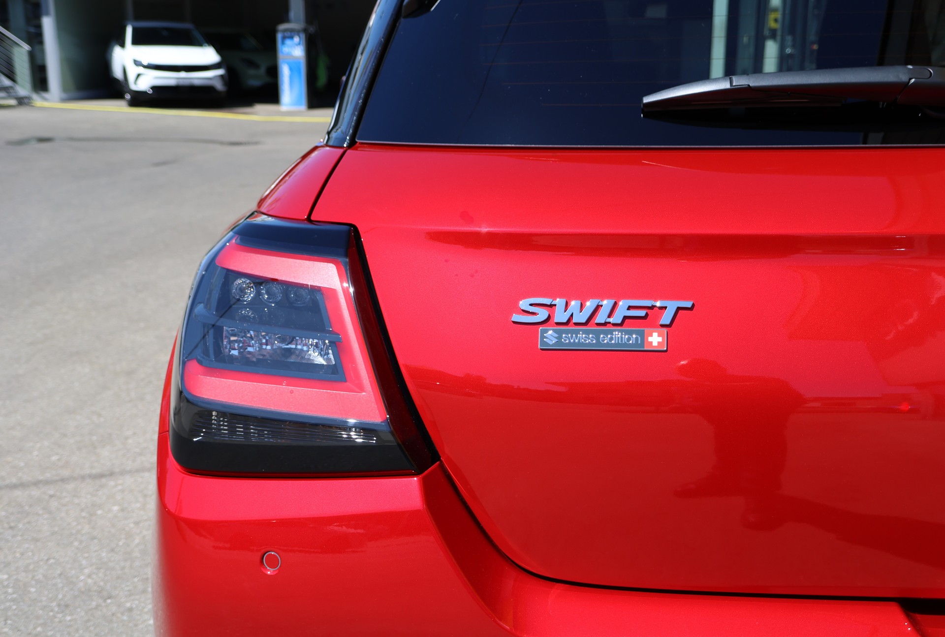 SUZUKI Swift 1.2i Sakura Top Hybrid CVT-image-16