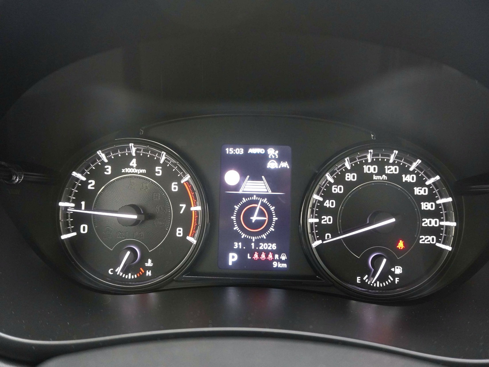 SUZUKI S-Cross 1.4 T Sakura Top Hybrid 4x4-image-10