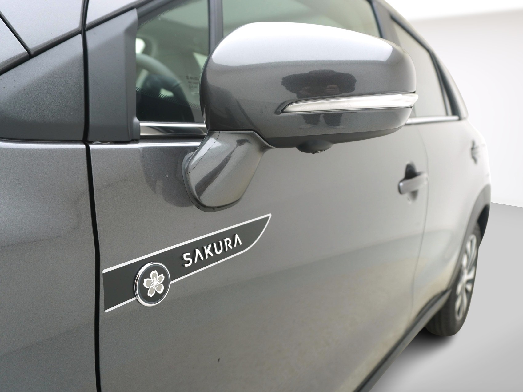 SUZUKI S-Cross 1.4 T Sakura Top Hybrid 4x4-image-19