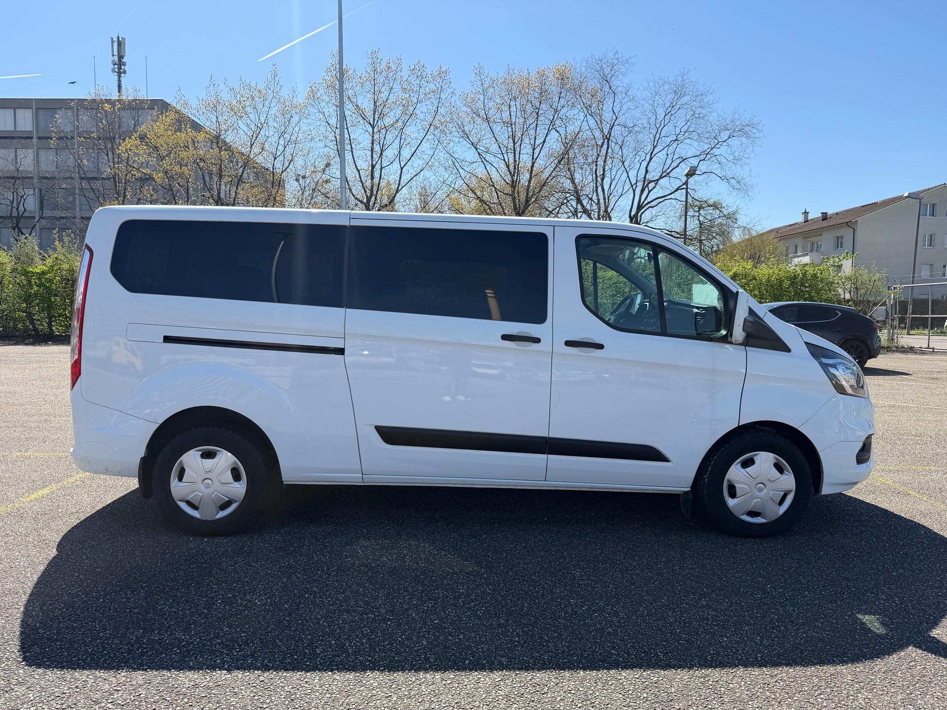 FORD Transit Custom 320 L2H1 Trend-image-4