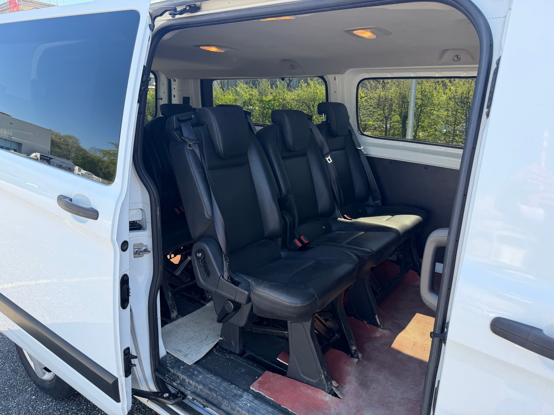 FORD Transit Custom 320 L2H1 Trend-image-7