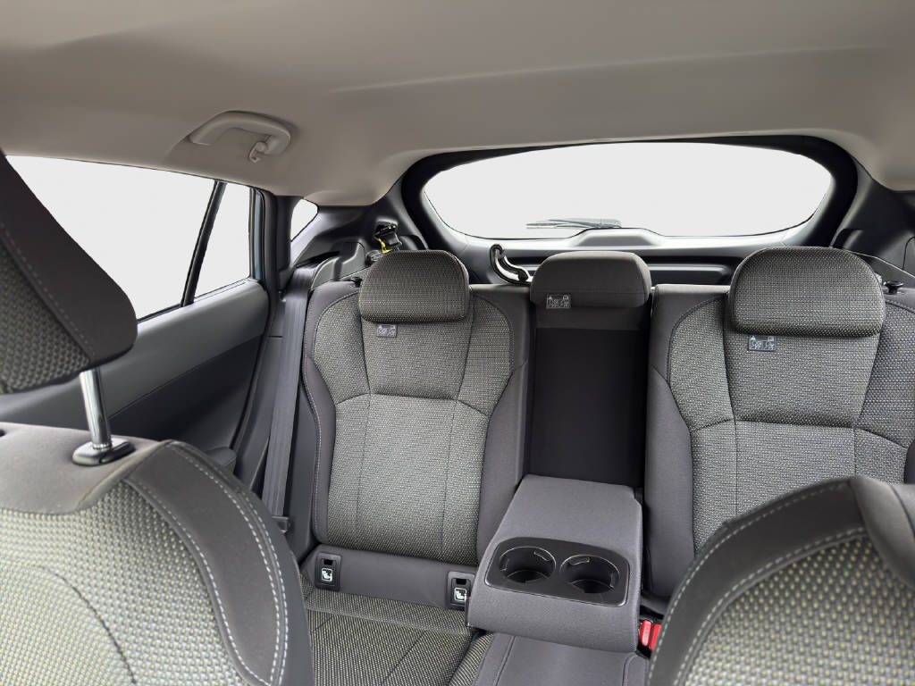 SUBARU Crosstrek 2.0i e-Boxer Swiss Plus-image-15