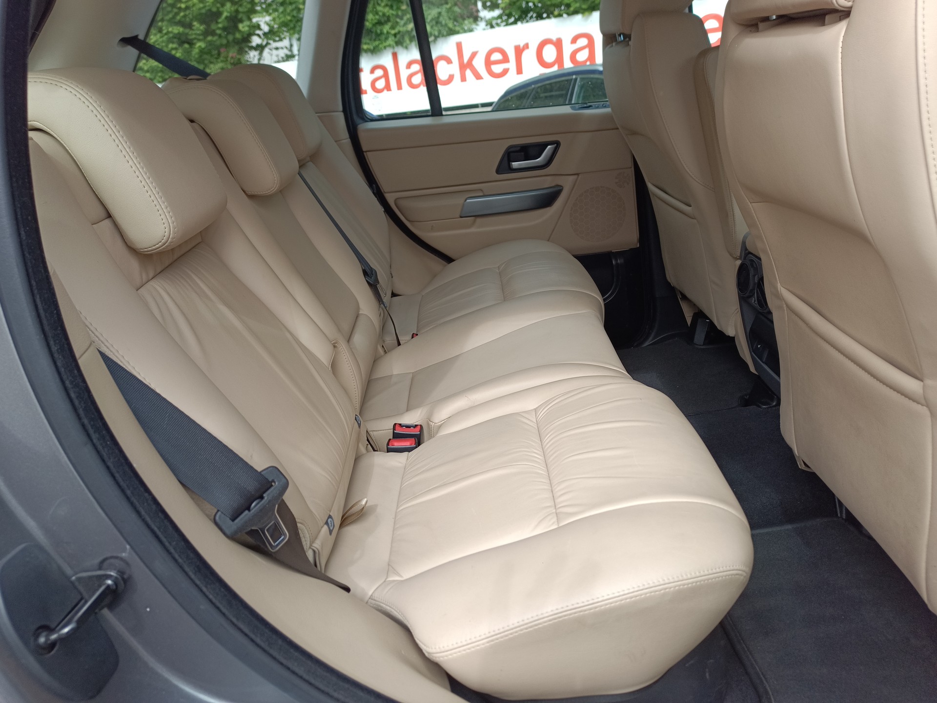 LAND ROVER Range Rover Sport 4.4 V8 HSE Automatic-image-8