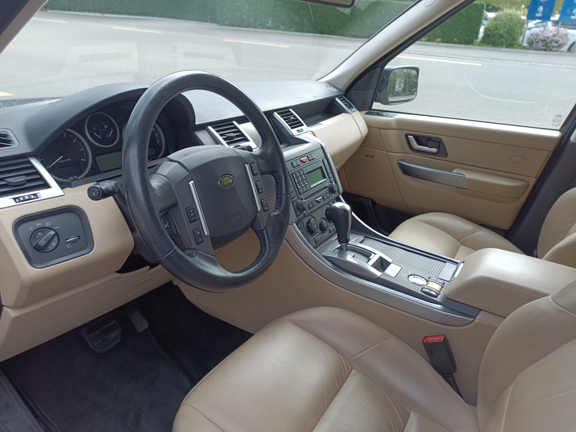 LAND ROVER Range Rover Sport 4.4 V8 HSE Automatic-image-5