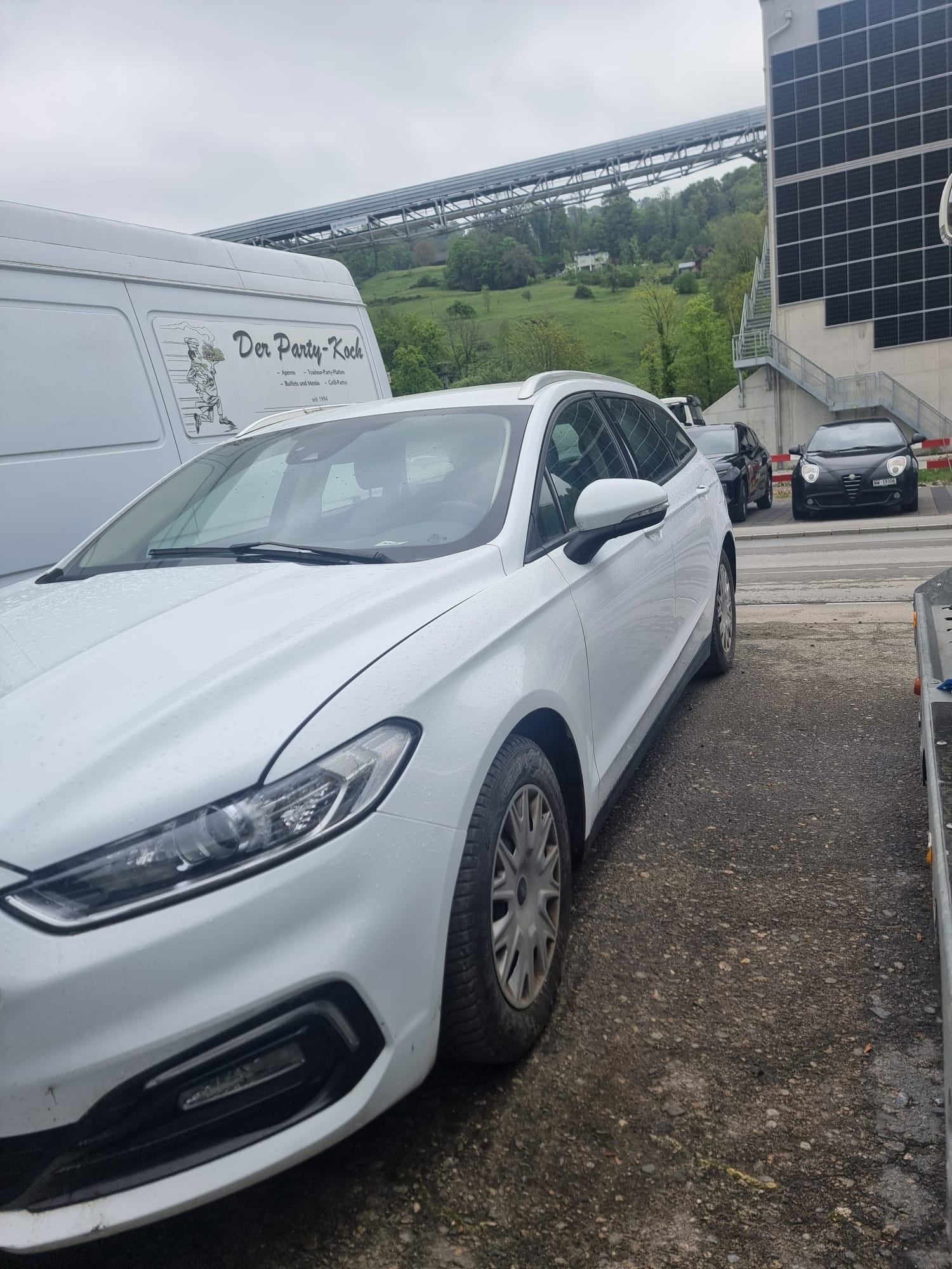 FORD Mondeo 2.0 TDCi Titanium-image-2