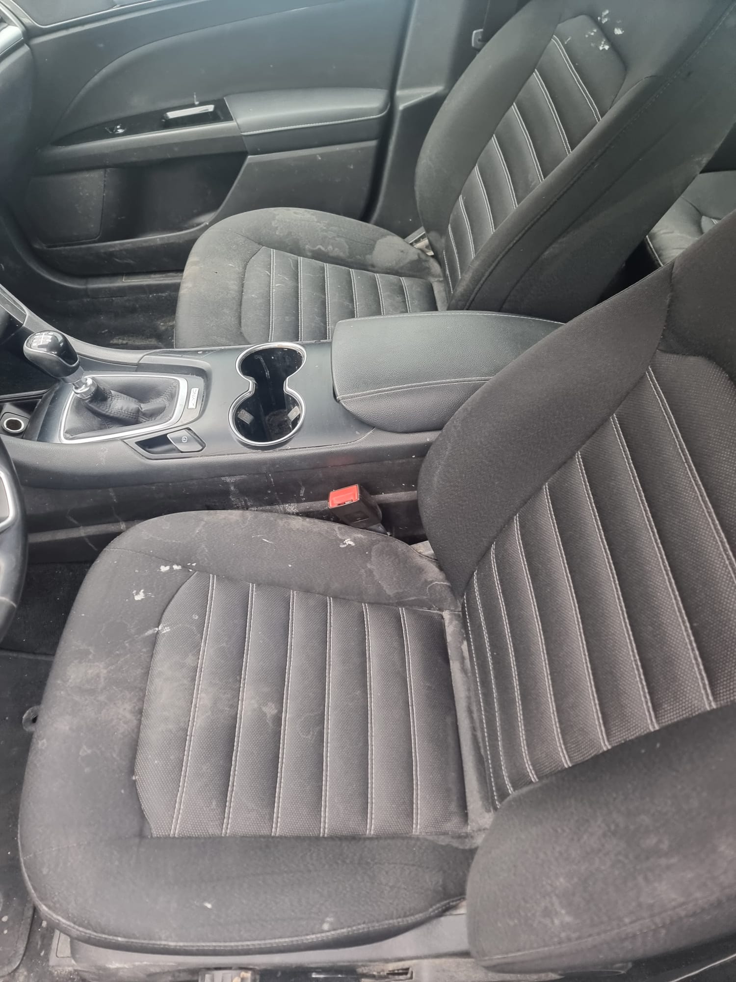 FORD Mondeo 2.0 TDCi Titanium-image-11