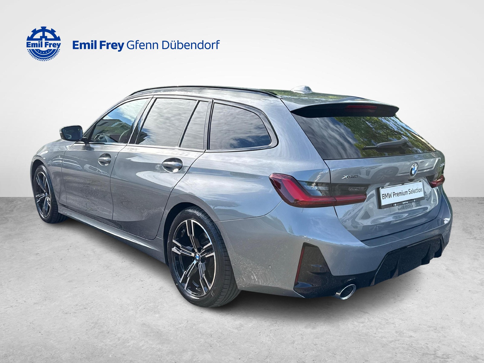 BMW 320d xDrive SAG Touring-image-4