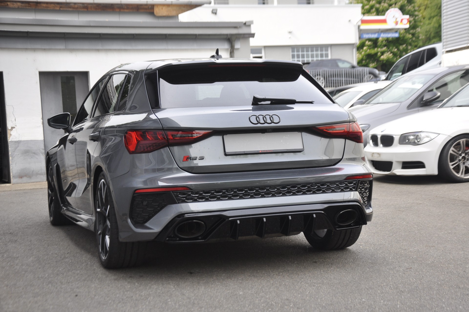 AUDI RS3 Sportback 2.5 TSI quattro S-tronic-image-14