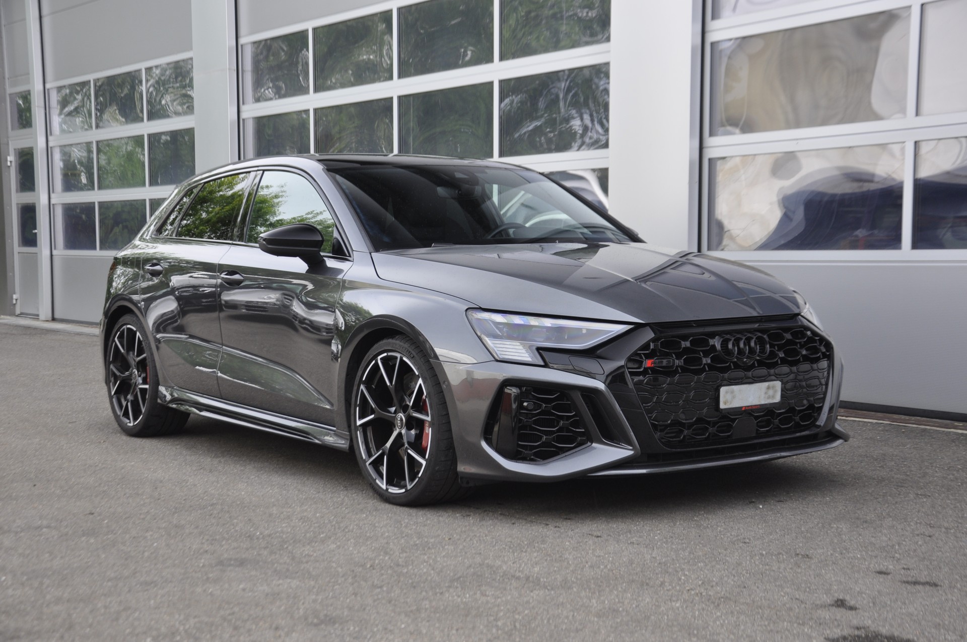 AUDI RS3 Sportback 2.5 TSI quattro S-tronic-image-0