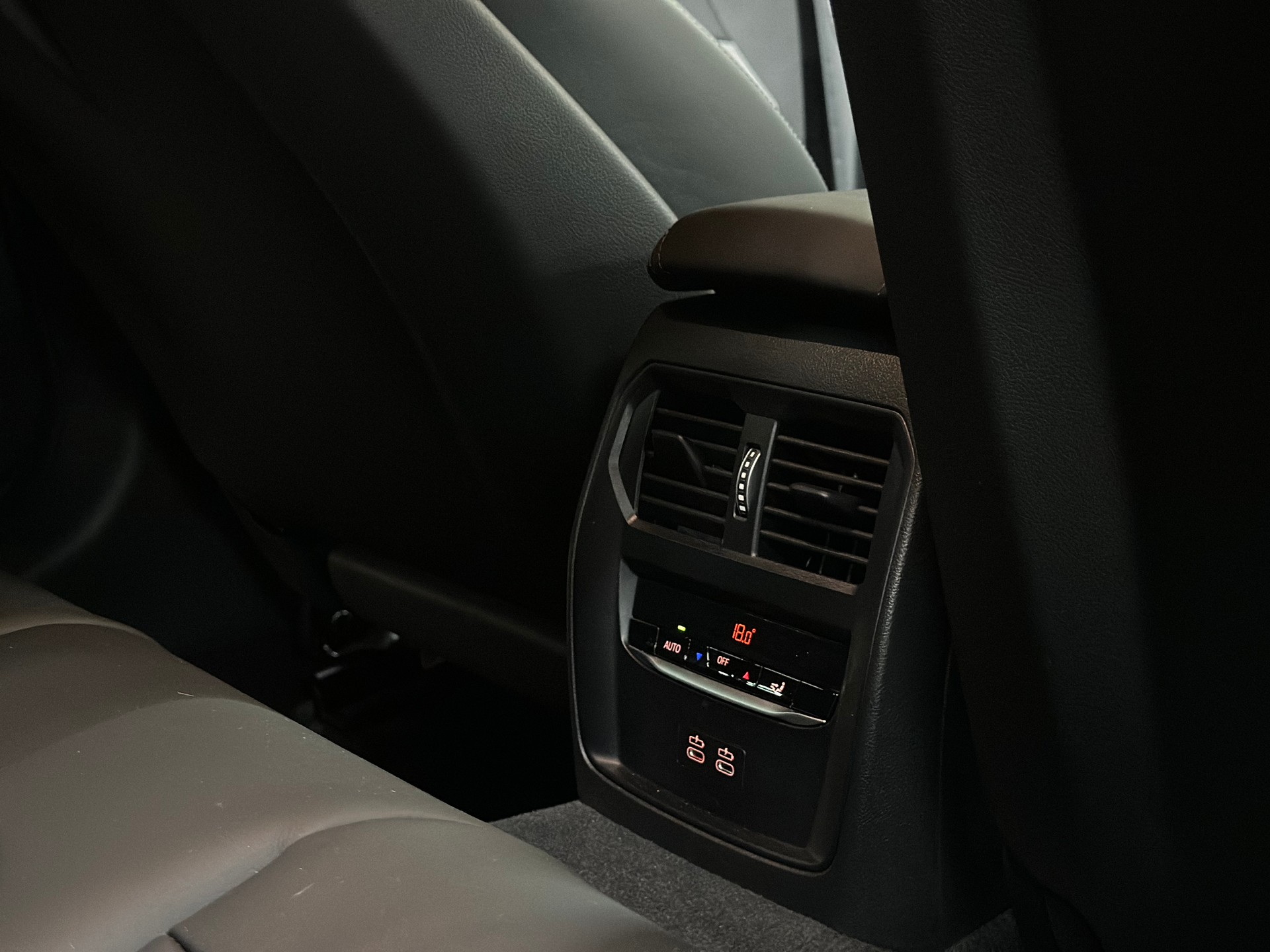 BMW M3 Touring xDrive Competition M**Werksgarantie**-image-8
