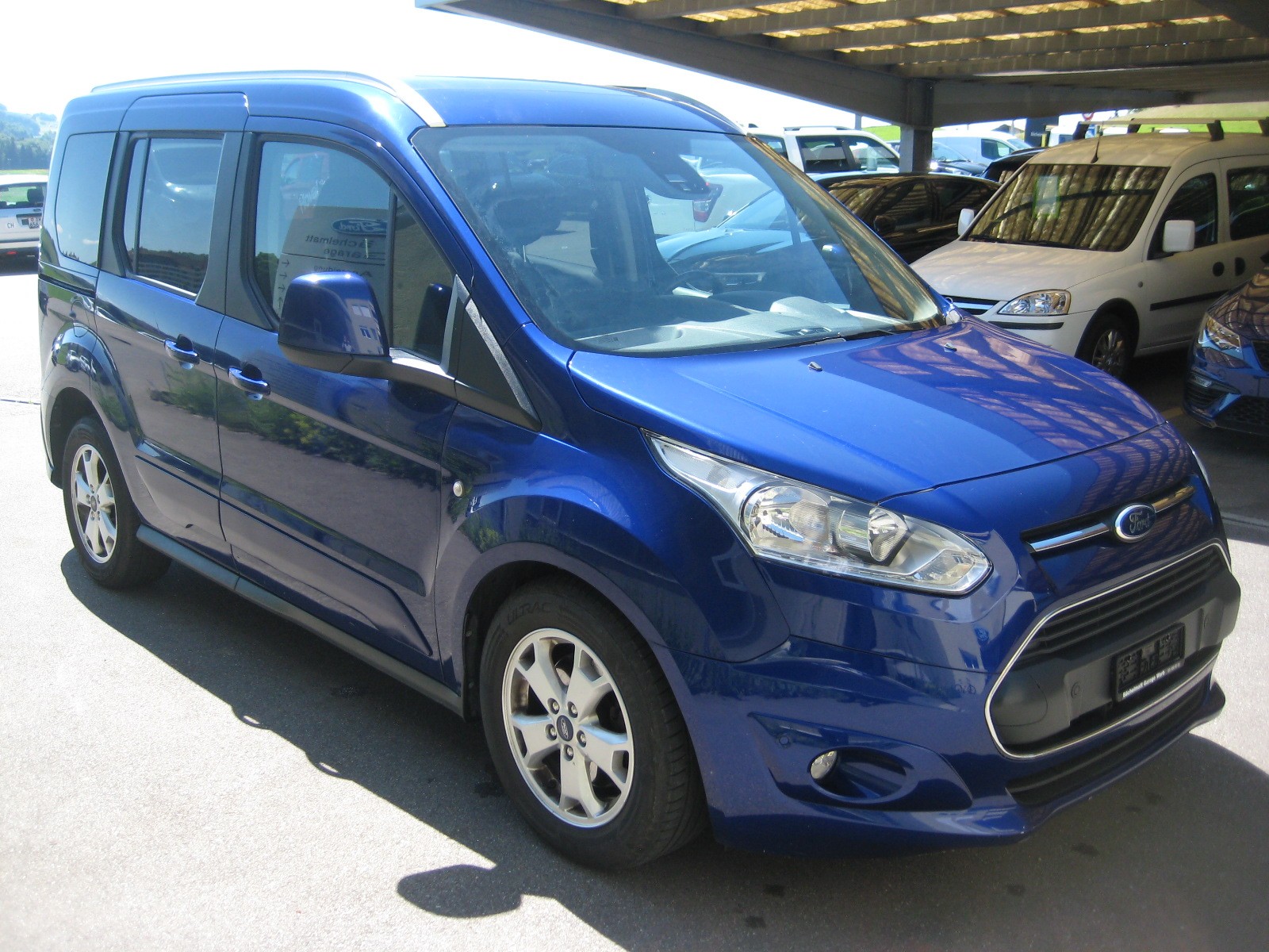 FORD Tourneo Connect 1.0 SCTi Titanium-image-4
