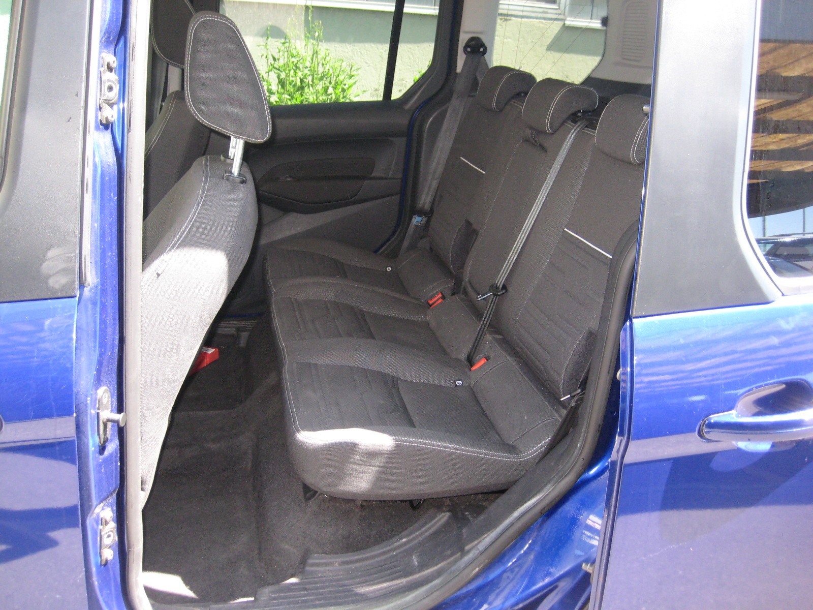 FORD Tourneo Connect 1.0 SCTi Titanium-image-6