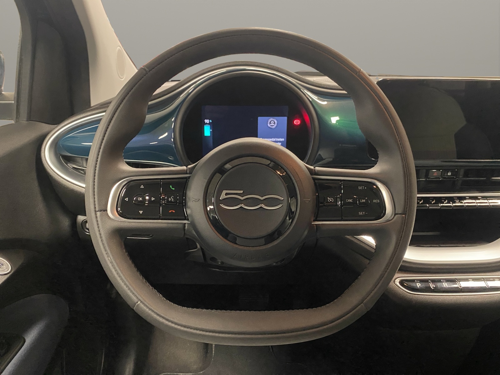 FIAT 500 electric Icon-image-12