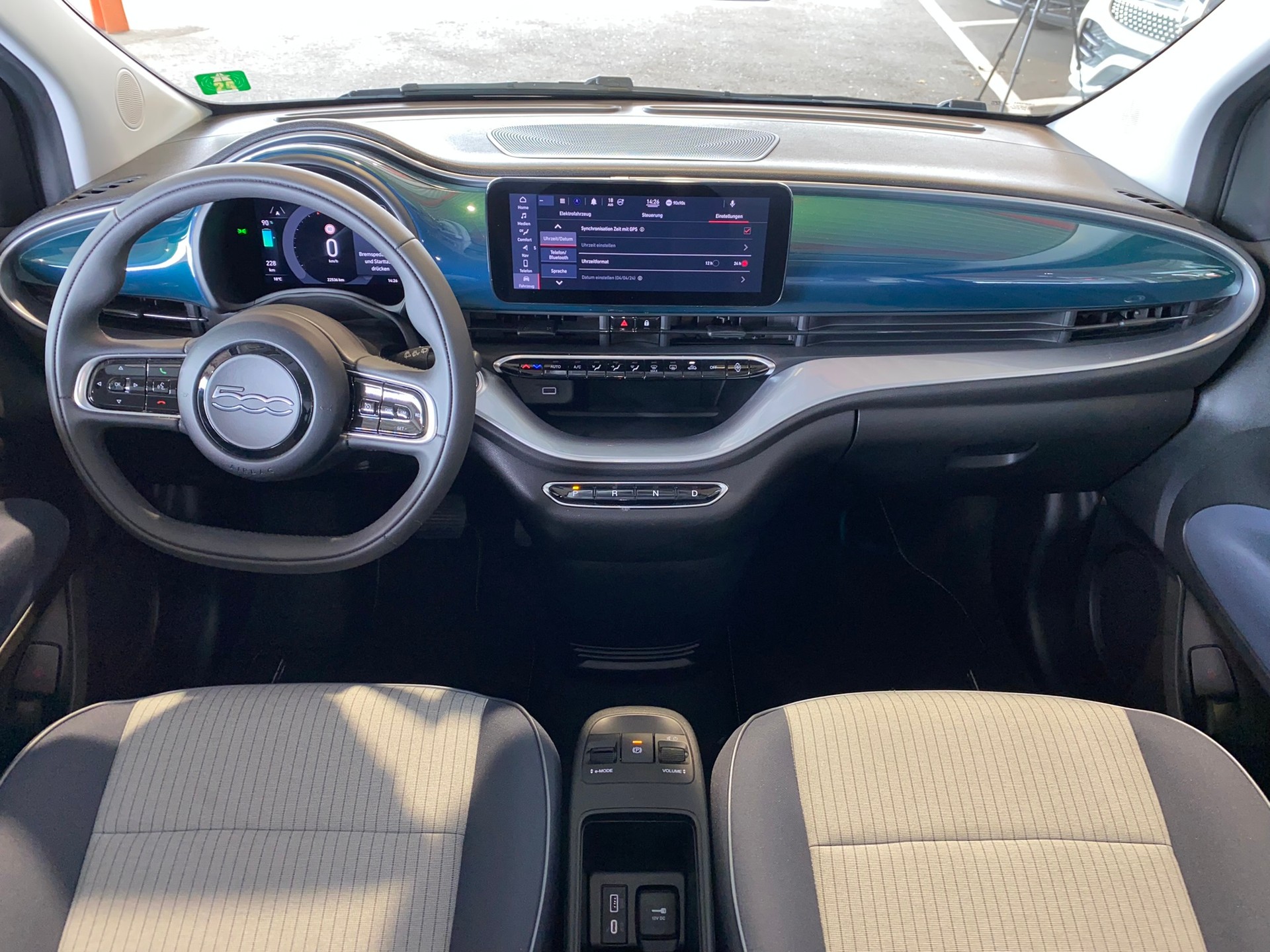 FIAT 500 electric Icon-image-3