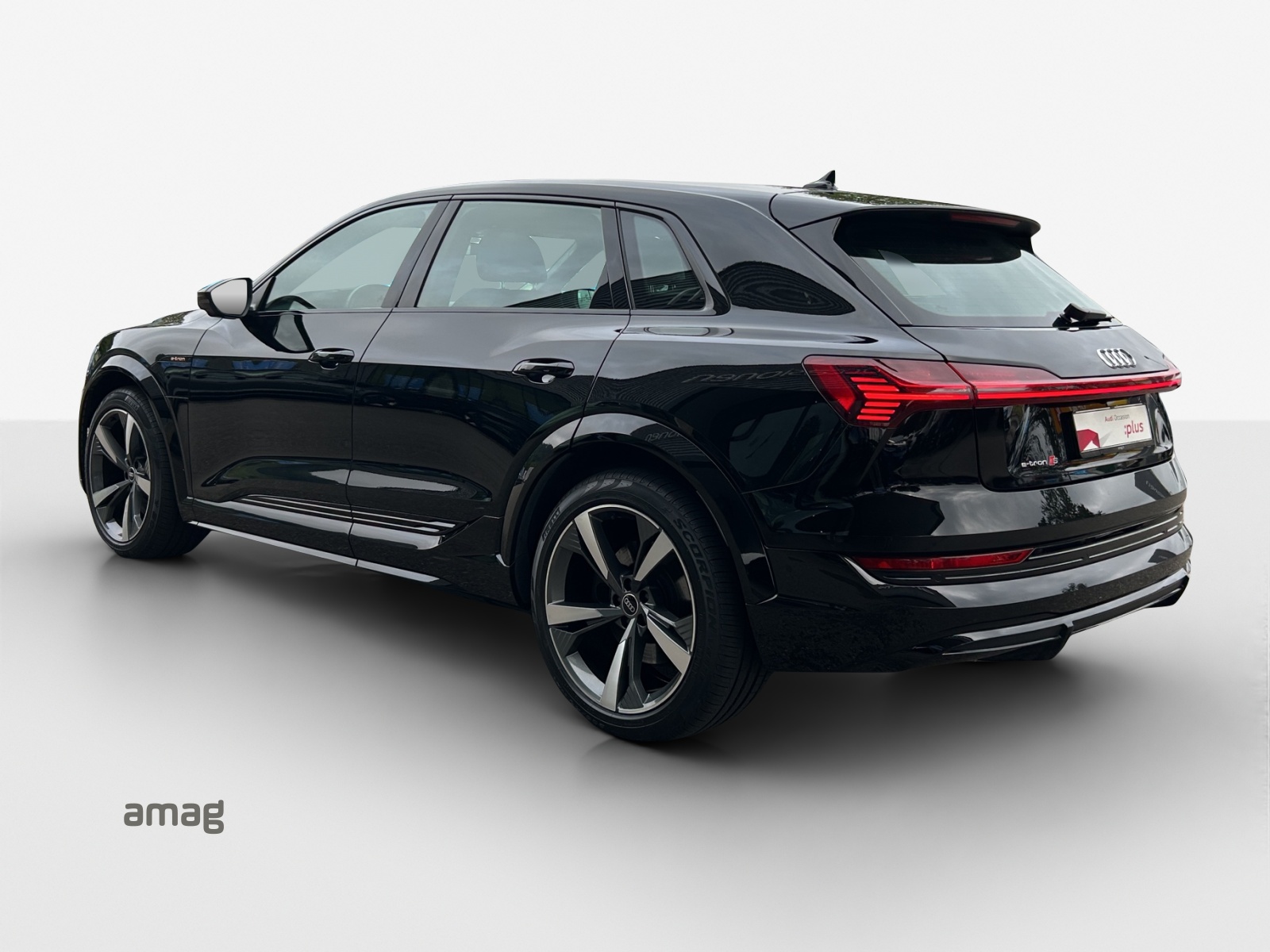 AUDI e-tron S quattro-image-2