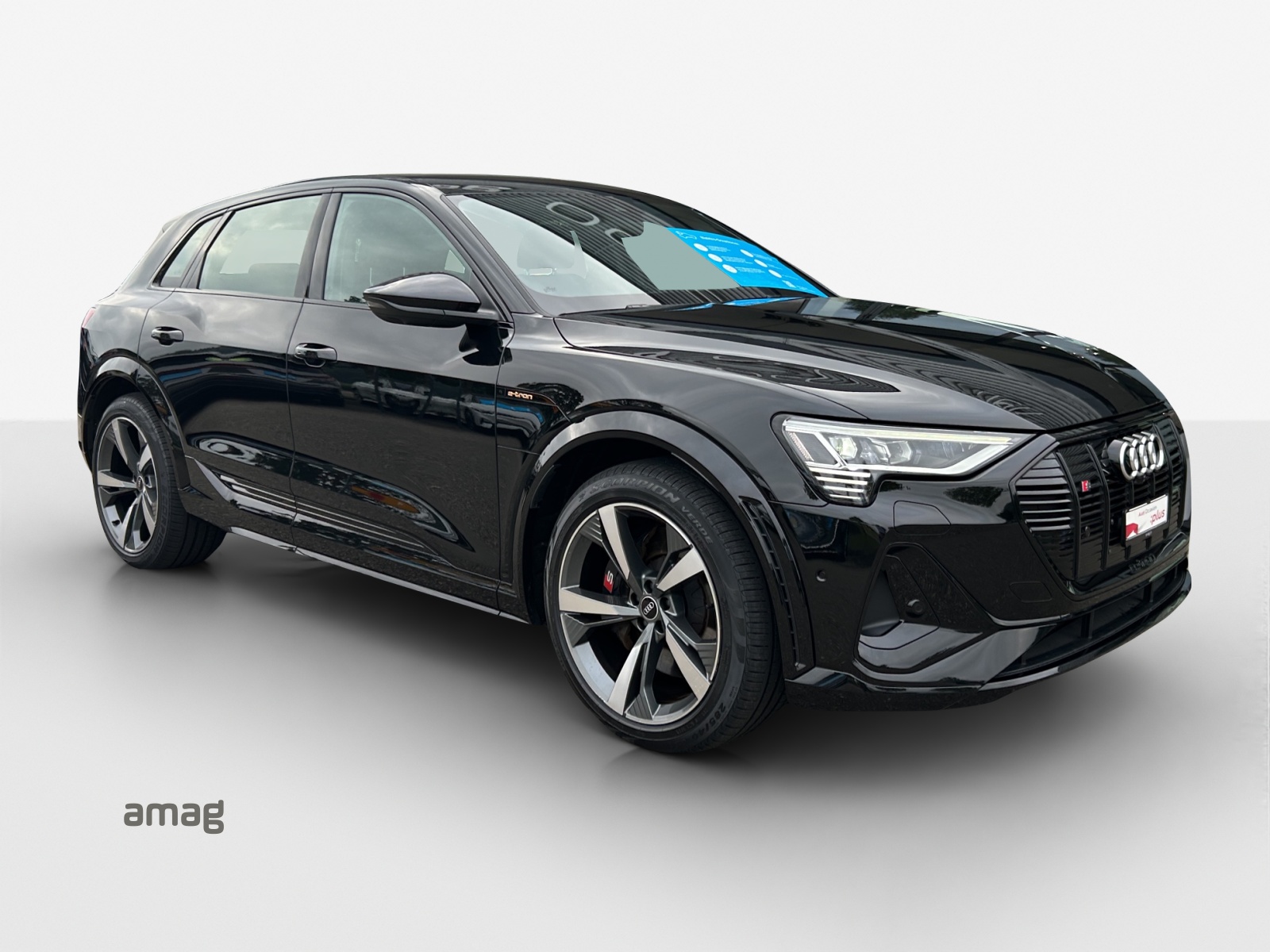 AUDI e-tron S quattro-image-6