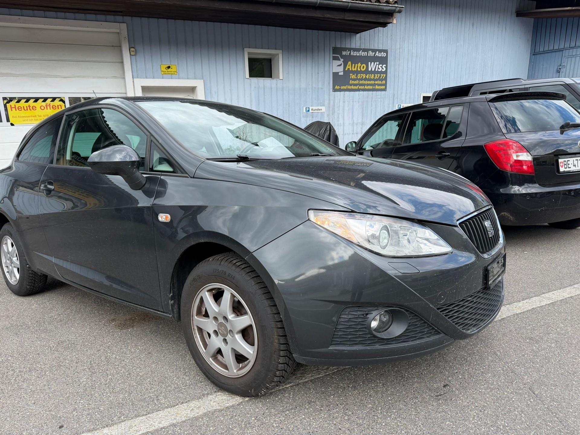 SEAT Ibiza SC 1.6 Sport DSG-showroom-element-3