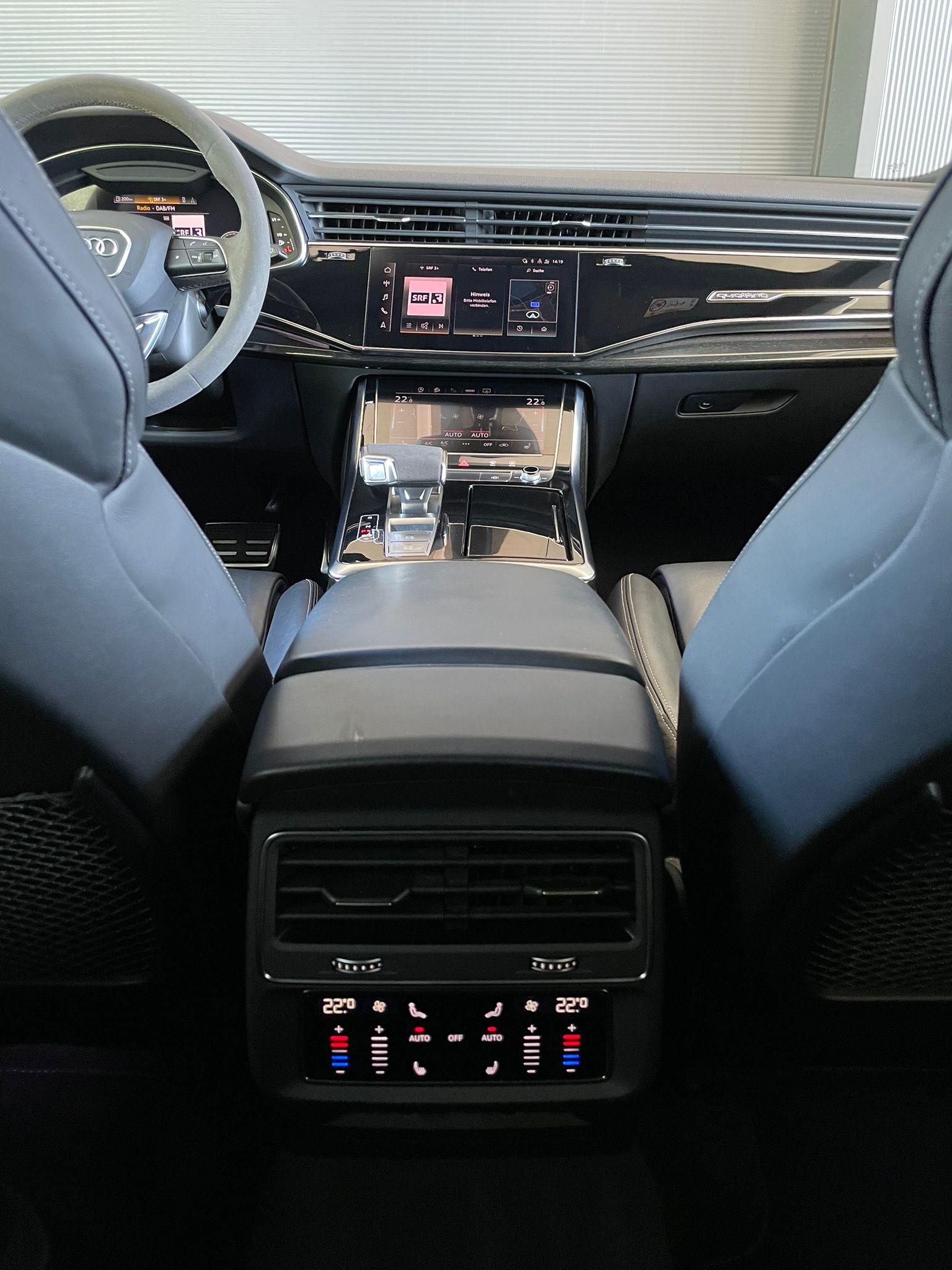 AUDI SQ8 4.0 V8 TFSI quattro T-Tronic-image-9