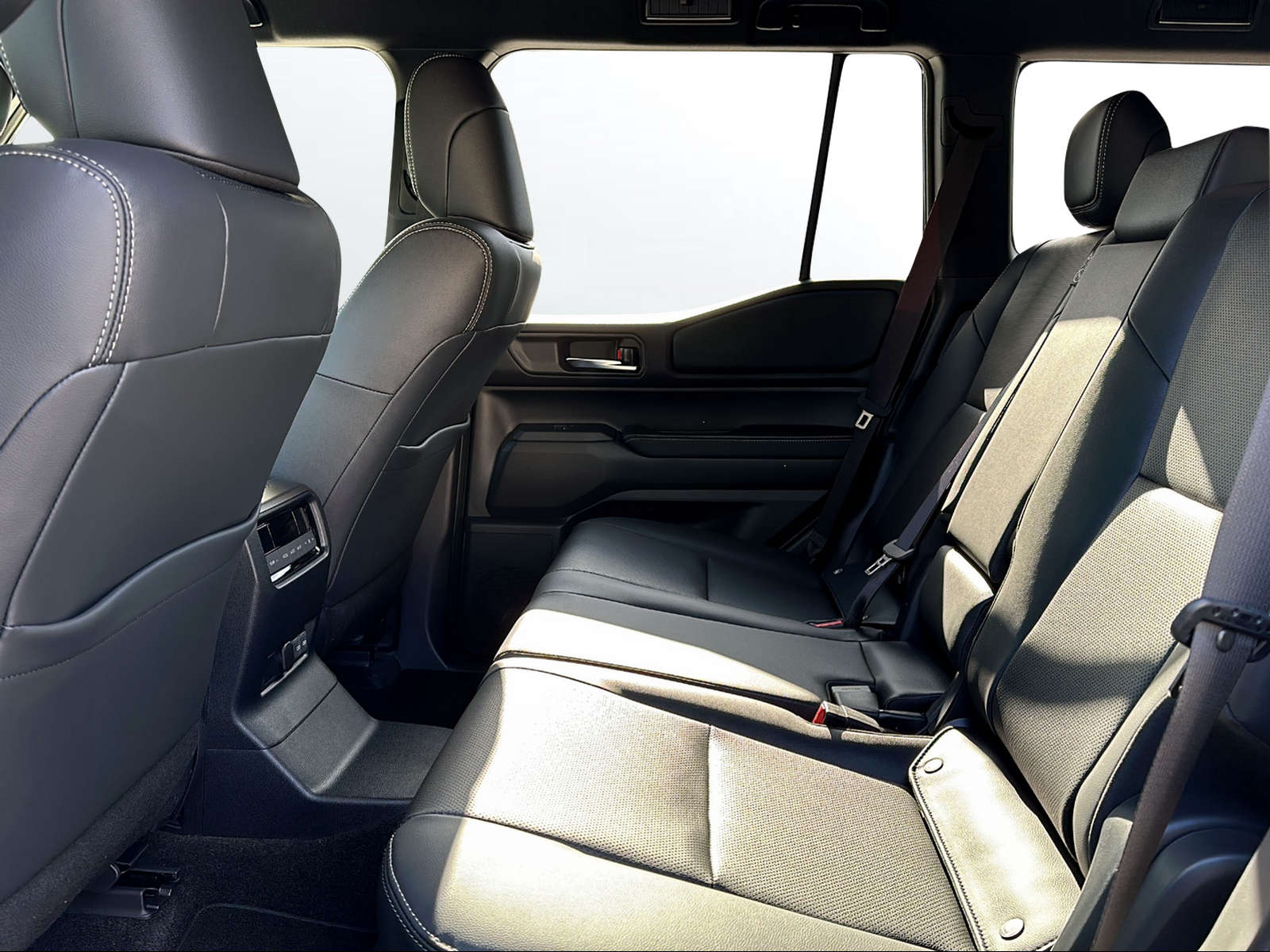 TOYOTA Land Cruiser 2.8TD Style-image-8