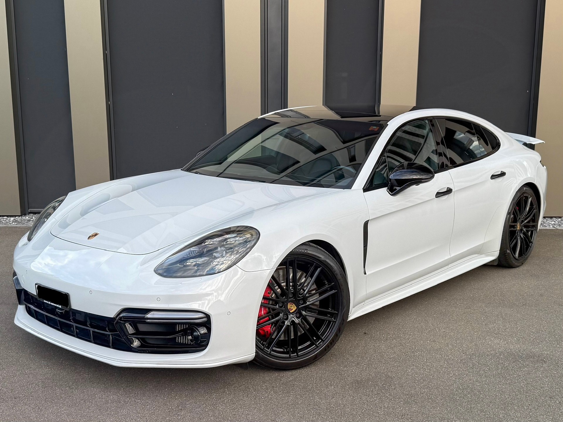 PORSCHE Panamera Turbo PDK