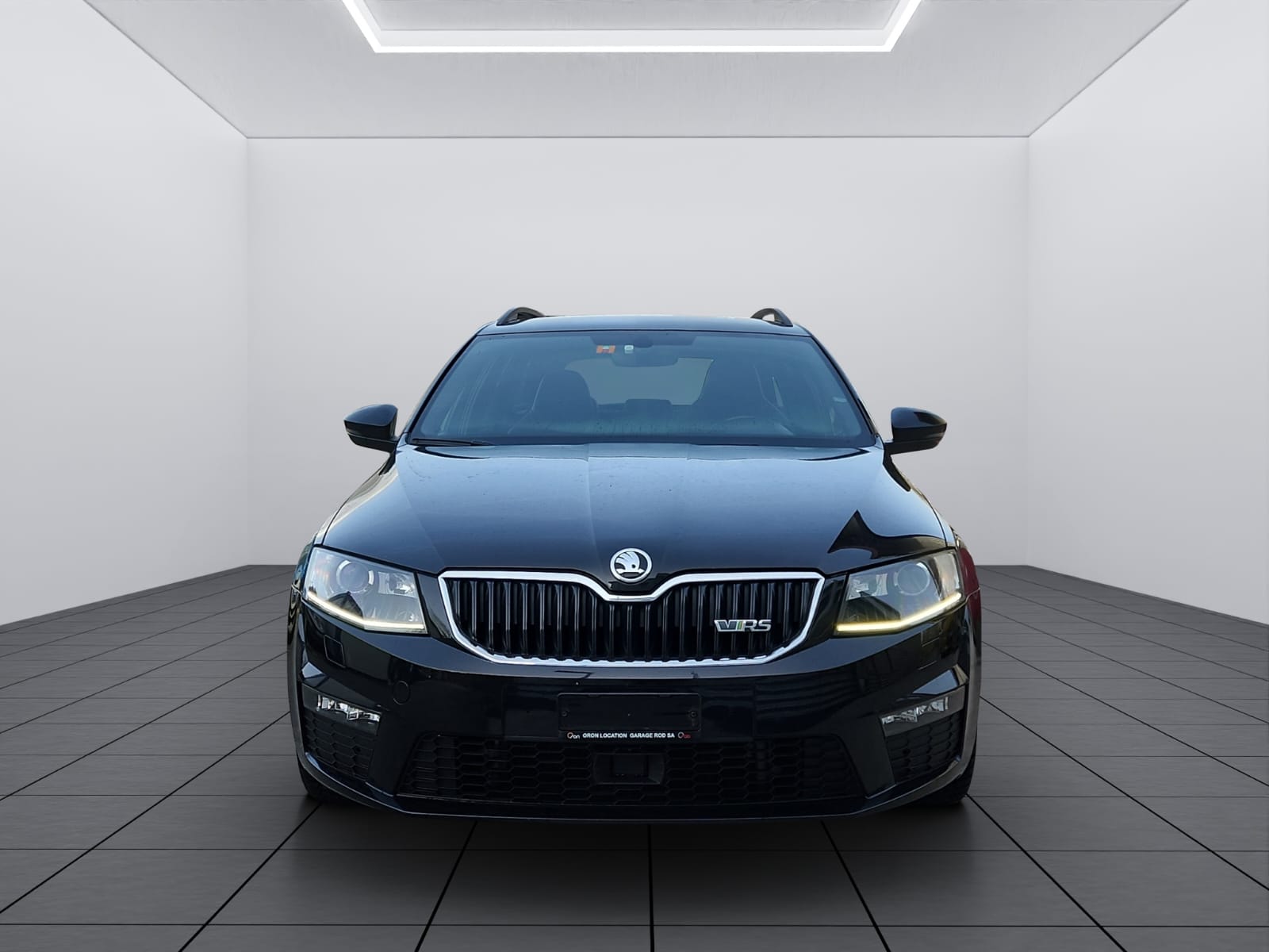 SKODA Octavia Combi 2.0 TSI RS DSG-image-1