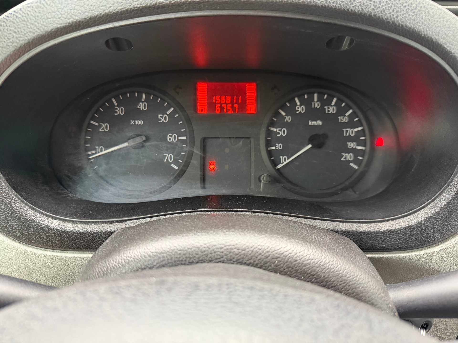 RENAULT Kangoo 1.5 dCi-image-6