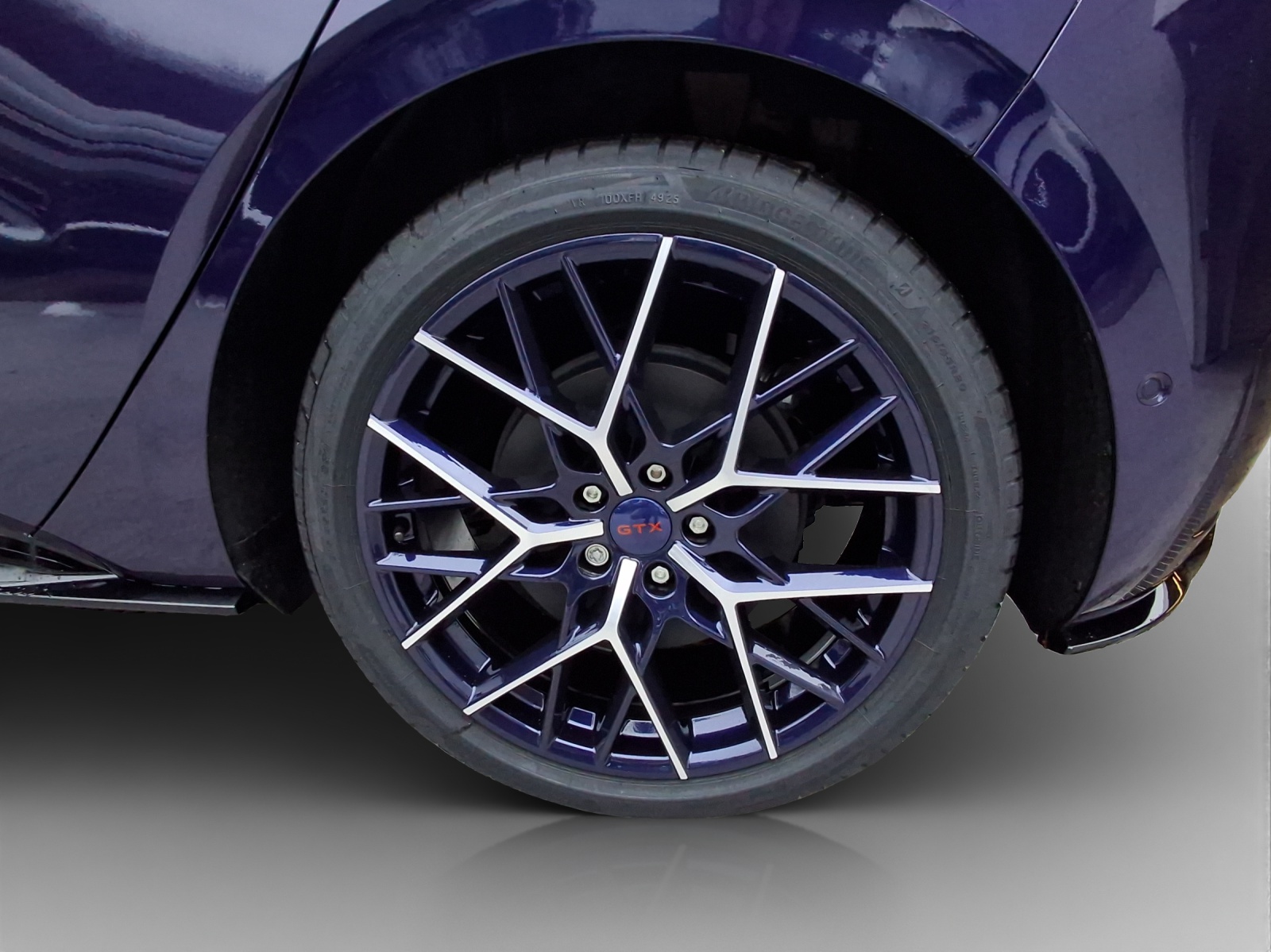 VW ID.3 GTX Performance 79 kWh GTX Fire+Ice-image-10
