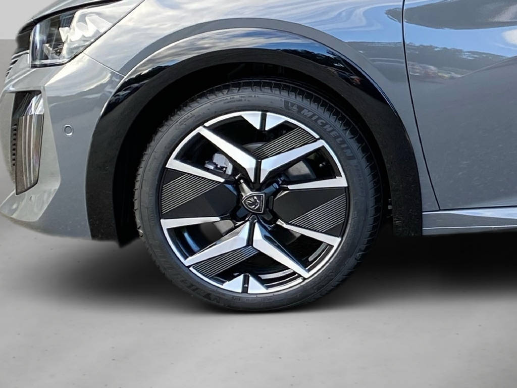 PEUGEOT 208 1.2 Hybrid 145 GT-image-5
