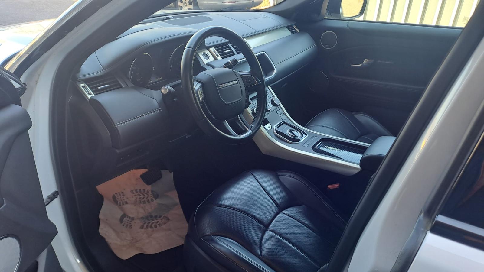 LAND ROVER 2.0 Si4 Autobiography-image-2