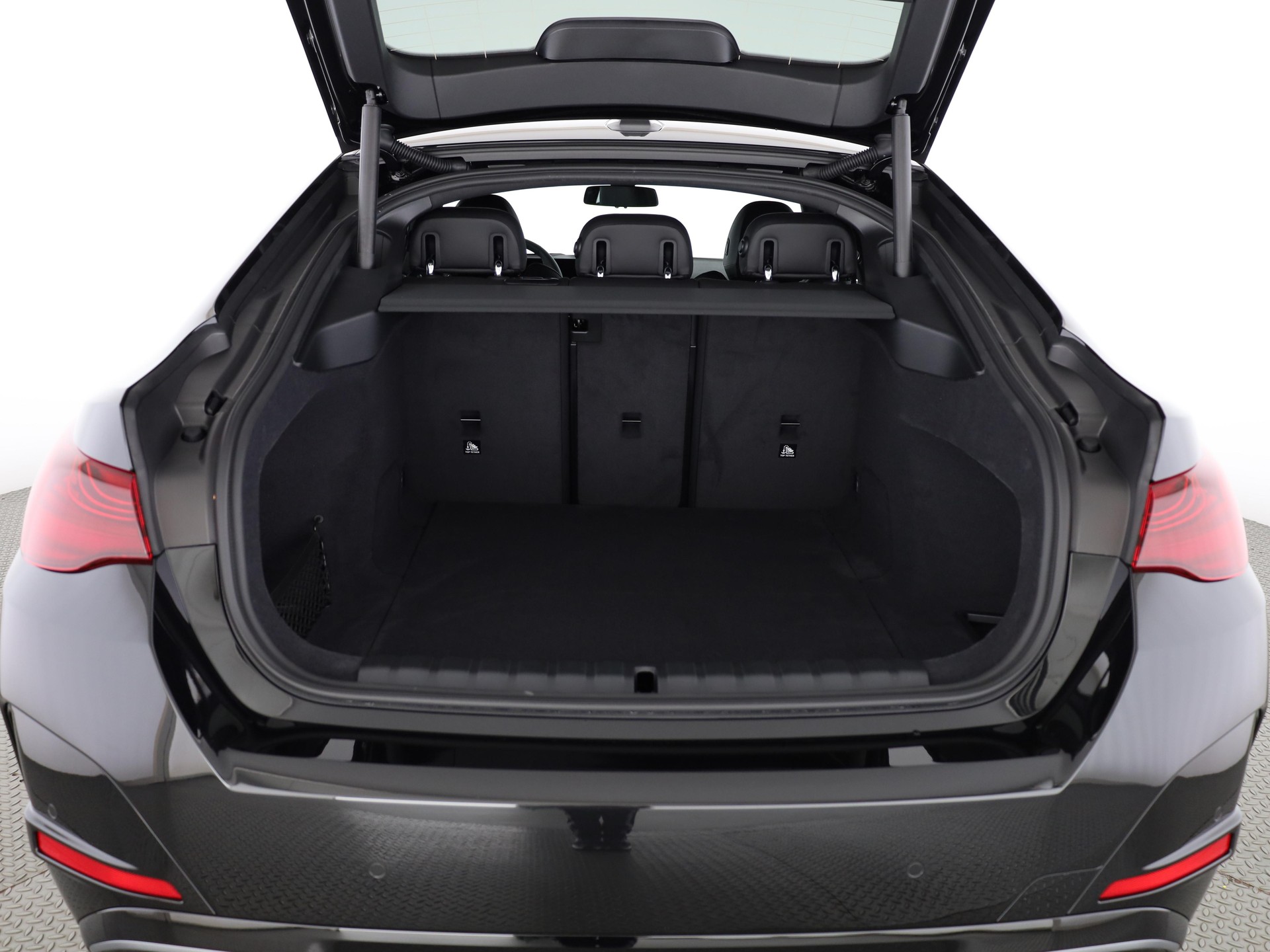 BMW i4 xDrive40-image-7