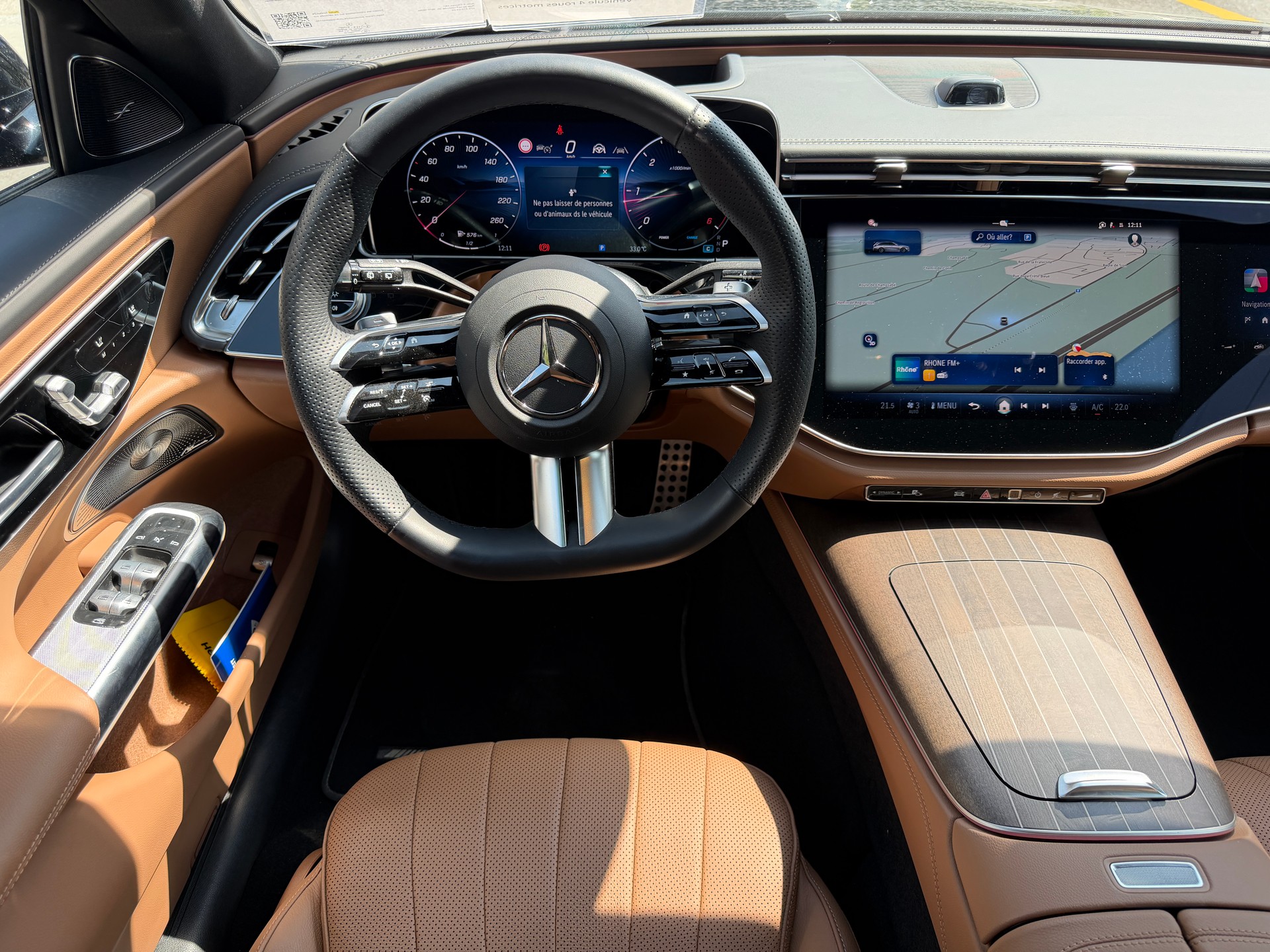 MERCEDES-BENZ E 220 d T 4Matic 9G-Tronic-image-8