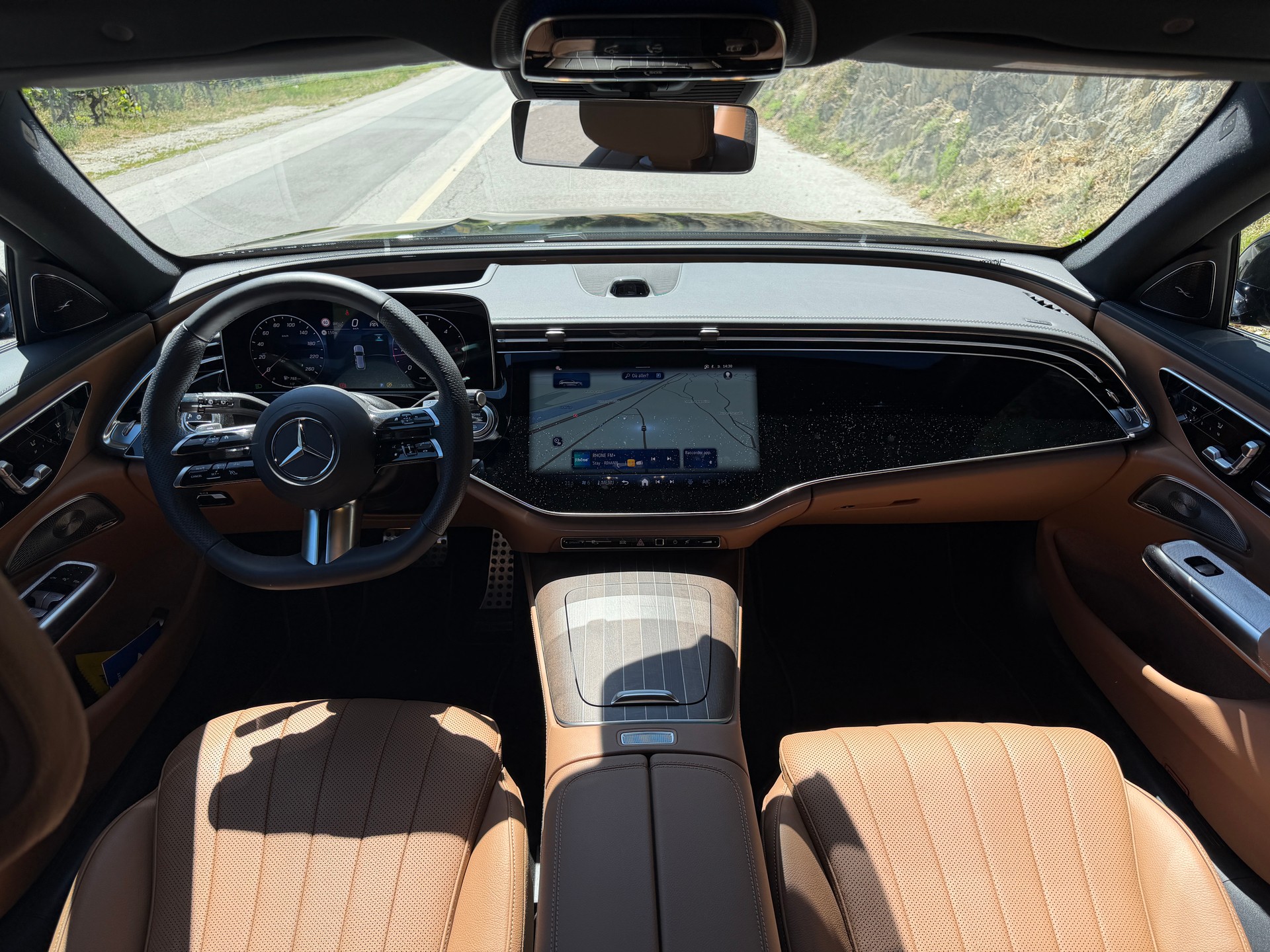 MERCEDES-BENZ E 220 d T 4Matic 9G-Tronic-image-8