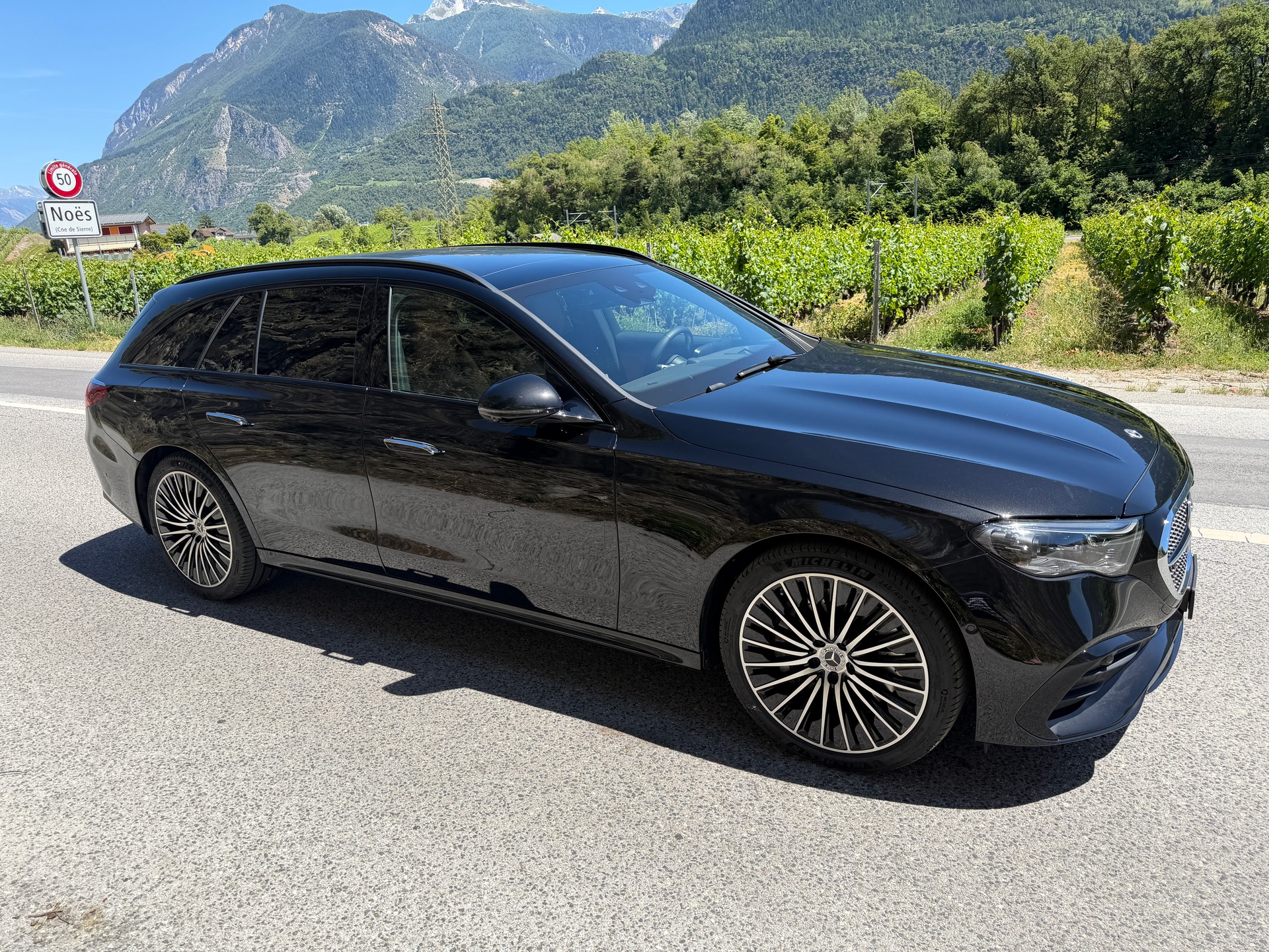 MERCEDES-BENZ E 220 d T 4Matic 9G-Tronic-image-6