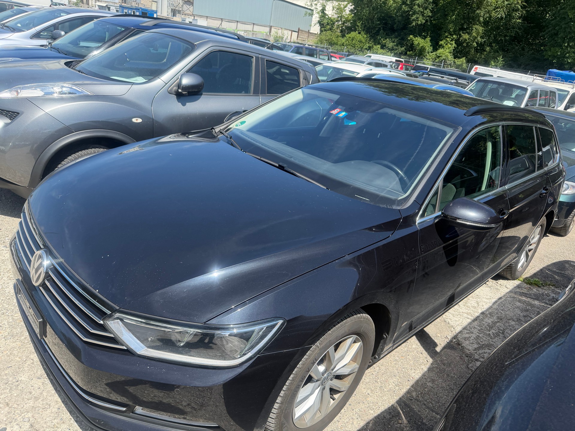 VW Passat Variant 1.6 TDI BMT Family DSG-image-0