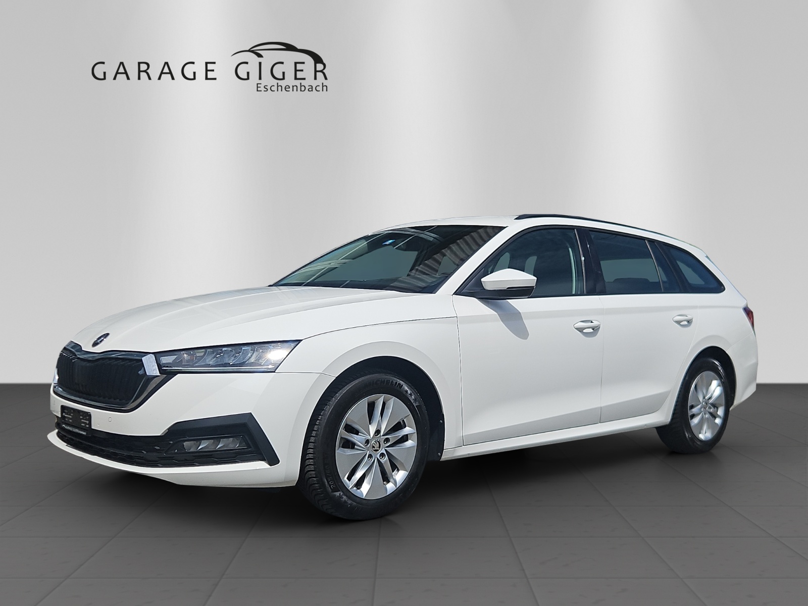 SKODA Octavia Combi 2.0 TDI DSG Ambition 4x4-image-0